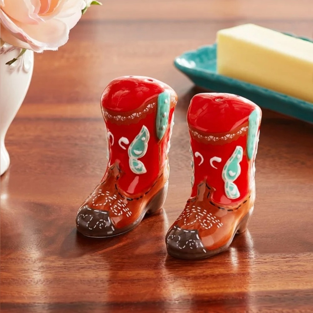 The Pioneer Woman Red Cowboy Boots Salt and Pepper Shaker Set - Picture 1 of 5